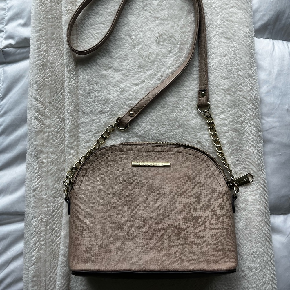 Tan Steve Madden crossbody